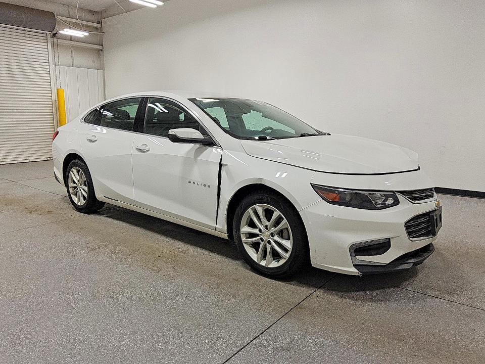 57035186 :رقم المزاد ، 1G1ZD5ST1JF219217 vin ، 2018 Chevrolet Malibu مزاد بيع