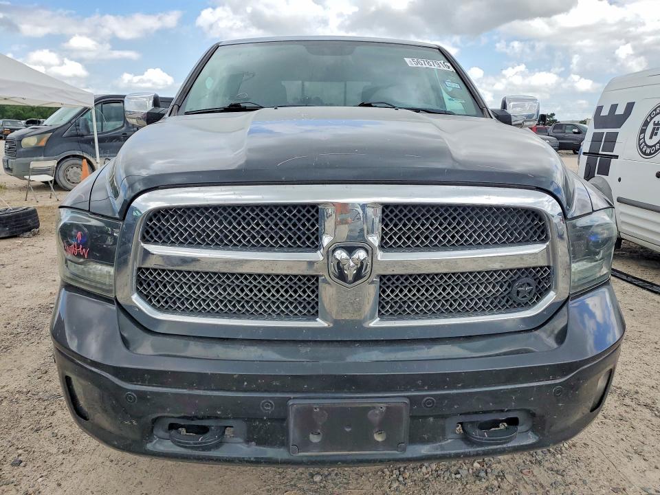 56787916 :رقم المزاد ، 1C6RR7LT6KS583037 vin ، 2019 Ram 1500 Classic مزاد بيع