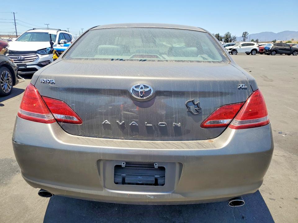 56984936 :رقم المزاد ، 4T1BK36B96U128439 vin ، 2006 Toyota Avalon Xls 4d Sedan مزاد بيع