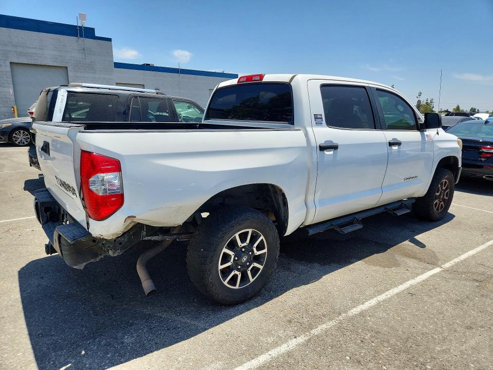 Продажа на аукционе авто 2016 Toyota Tundra, vin: 5TFEM5F11GX097718, номер лота: 55356516