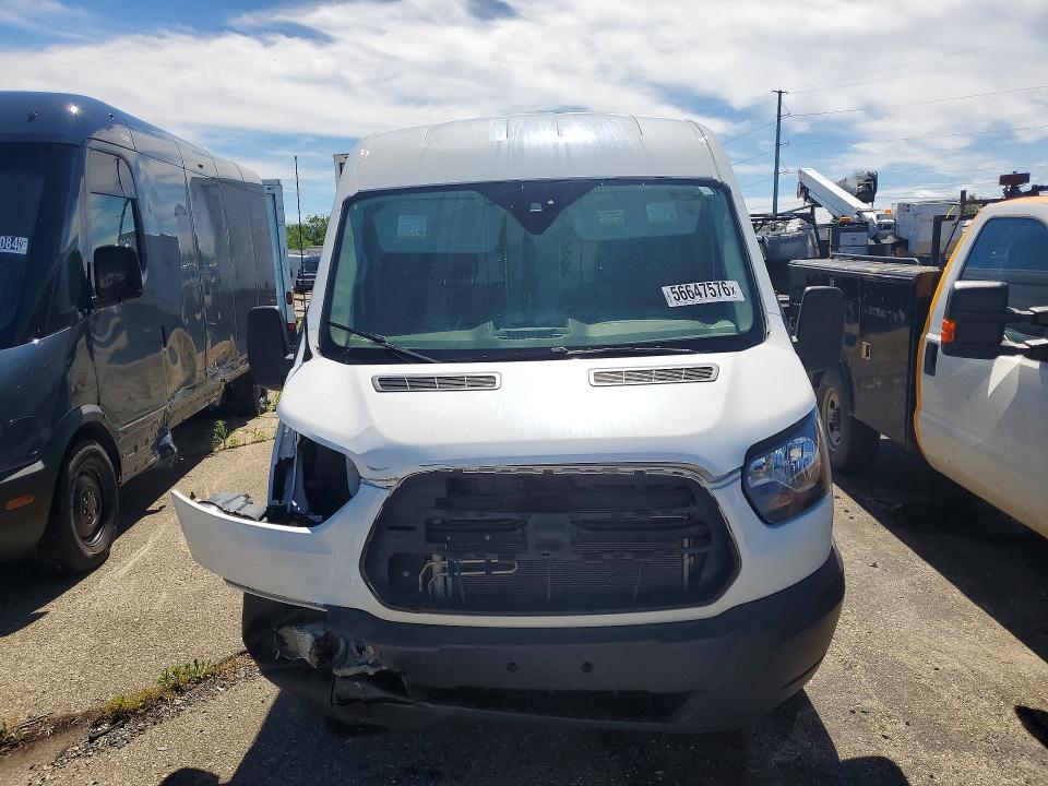 56647576 :رقم المزاد ، 1FTYR2CM6KKB76190 vin ، 2019 Ford Transit مزاد بيع