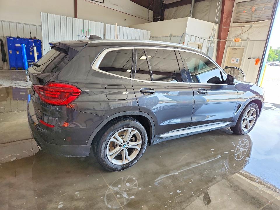 57018956 :رقم المزاد ، 5UXTY5C08M9H75907 vin ، 2021 Bmw X3 مزاد بيع