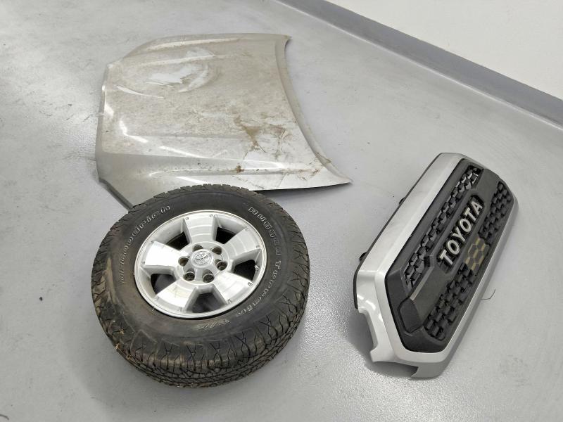 54497616 :رقم المزاد ، 3TMAZ5CN3JM069925 vin ، 2018 Toyota Tacoma مزاد بيع