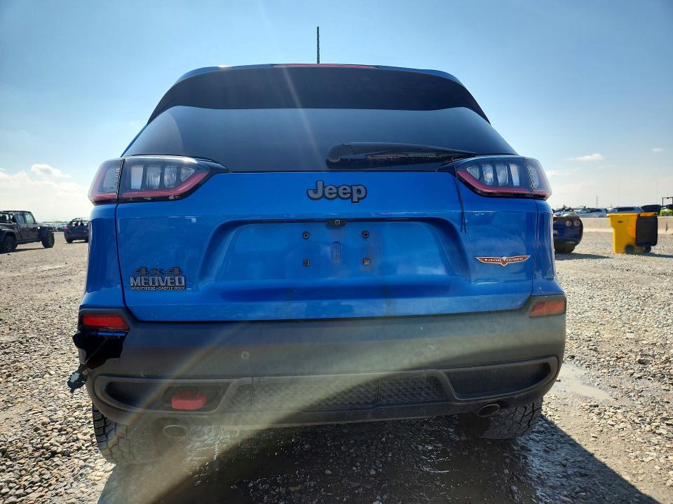 59167826 :رقم المزاد ، 1C4PJMBN6KD336596 vin ، 2019 Jeep Cherokee مزاد بيع
