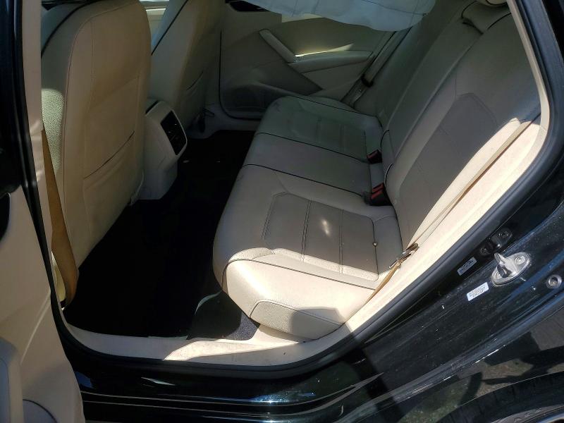 Продажа на аукционе авто 2016 Volkswagen Passat, vin: 1VWBT7A39GC010100, номер лота: 55410306