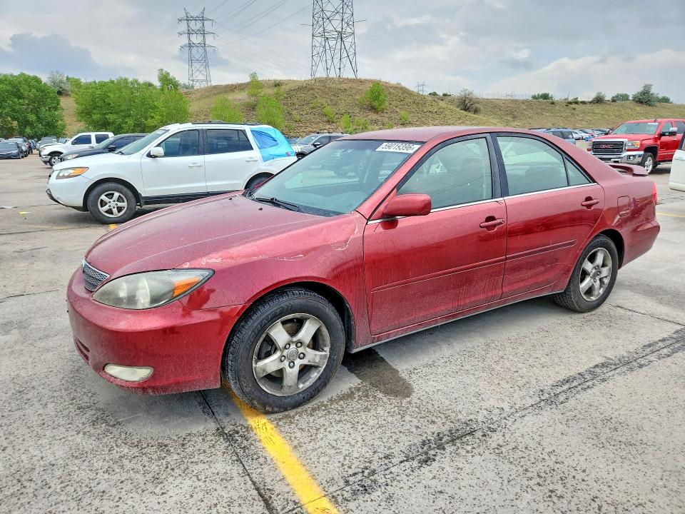 59019396 :رقم المزاد ، JTDBF30K920062204 vin ، 2002 Toyota Camry مزاد بيع