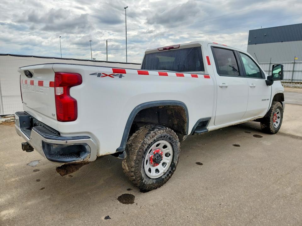 56267686 :رقم المزاد ، 1GC4KTE71SF311102 vin ، 2025 Chevrolet Silverado مزاد بيع