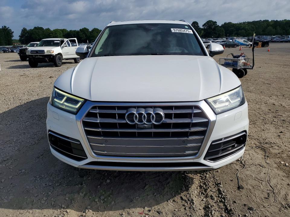 Продаж на аукціоні авто 2018 Audi Q5, vin: WA1CNAFY2J2200136, номер лоту: 97685475
