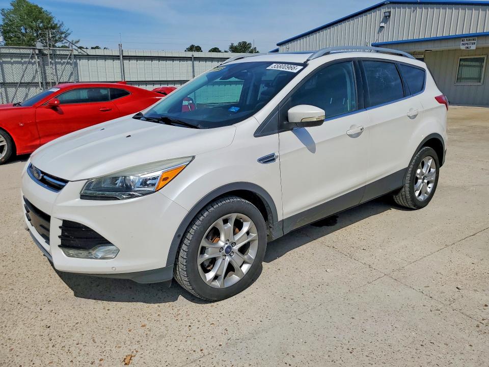 Продаж на аукціоні авто 2016 Ford Escape, vin: 1FMCU9J90GUA82975, номер лоту: 55800966