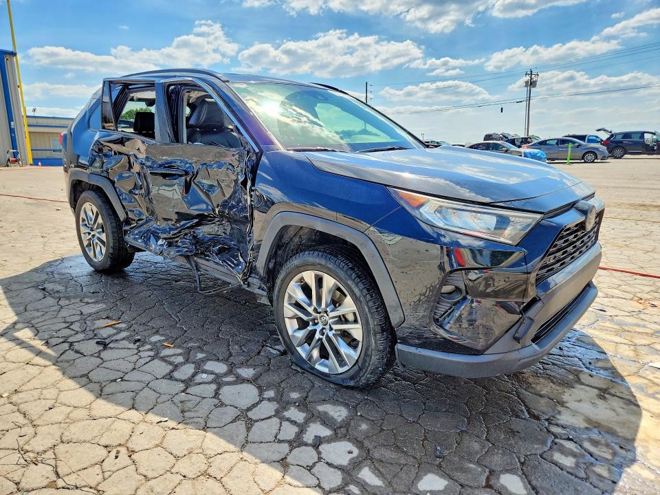 Продаж на аукціоні авто 2019 Toyota Rav4, vin: JTMA1RFV4KD516463, номер лоту: 55764356