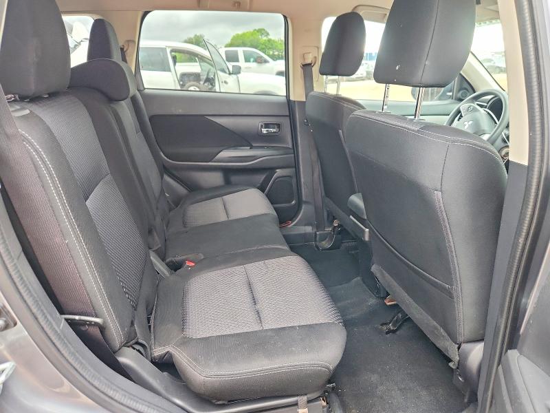Aukcja sprzedaży 2018 Mitsubishi Outlander, vin: JA4AD2A3XJZ040171, numer aukcji: 57963026