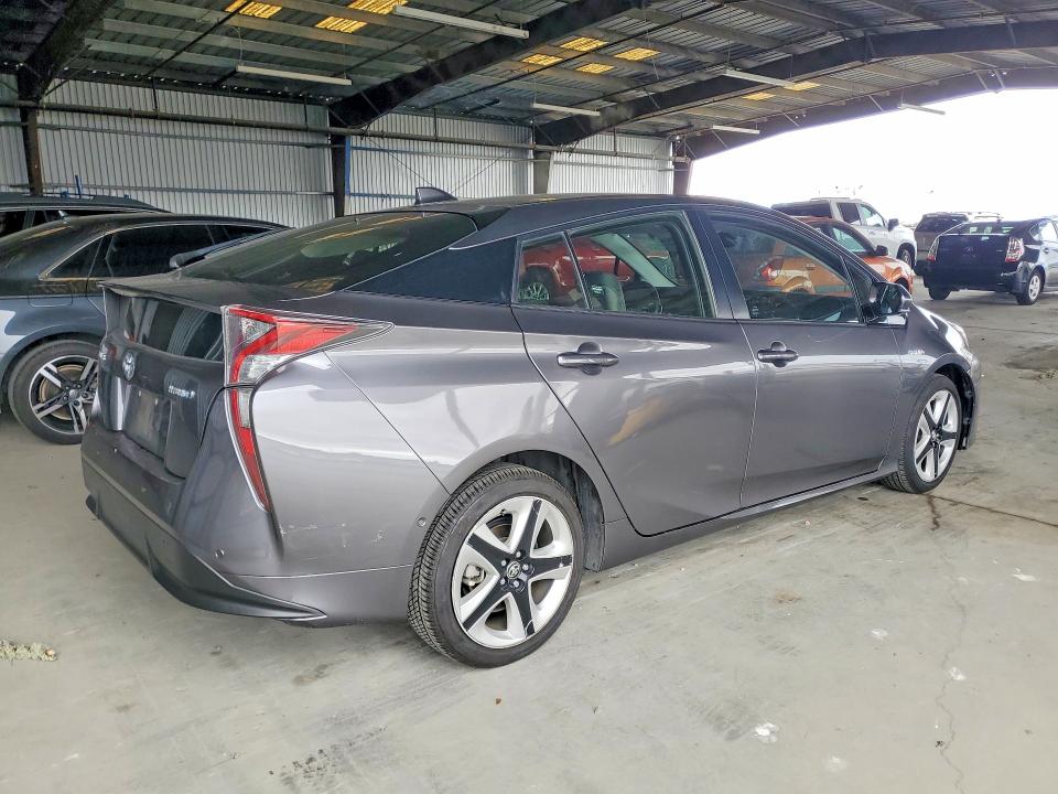57610266 :رقم المزاد ، JTDKARFU3H3042144 vin ، 2017 Toyota Prius مزاد بيع