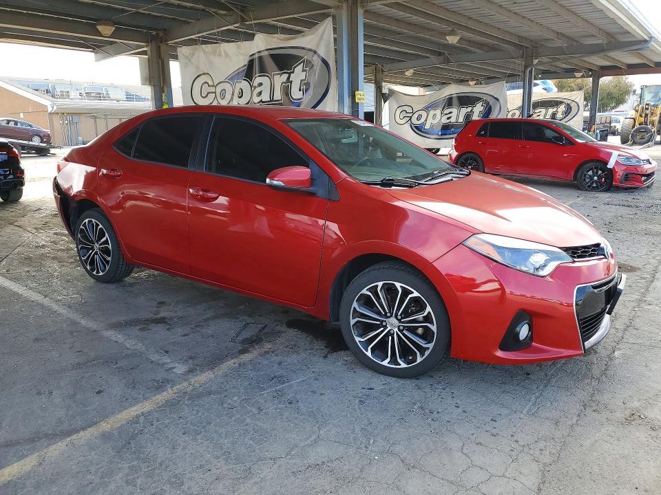 55924856 :رقم المزاد ، 5YFBURHE4EP085441 vin ، 2014 Toyota Corolla مزاد بيع
