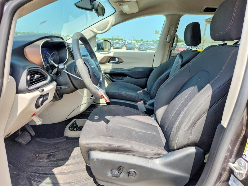 58994156 :رقم المزاد ، 2C4RC1DG7HR703592 vin ، 2017 Chrysler Pacifica مزاد بيع