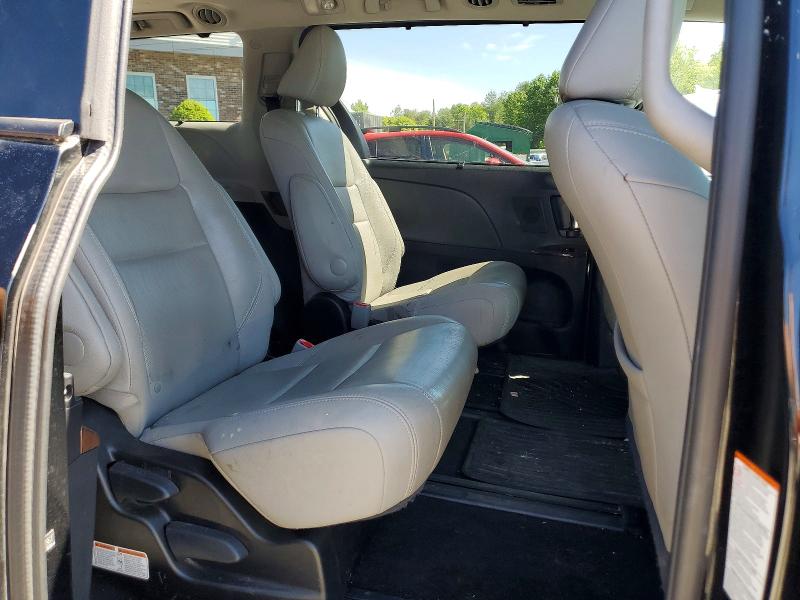 Продажа на аукционе авто 2017 Toyota Sienna, vin: 5TDDZ3DC8HS155322, номер лота: 55509396