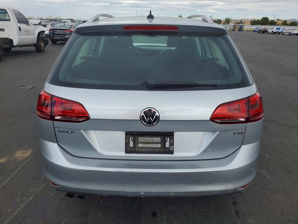 56531586 :رقم المزاد ، 3VWC17AU6FM510361 vin ، 2015 Volkswagen Golf Sportwagen مزاد بيع