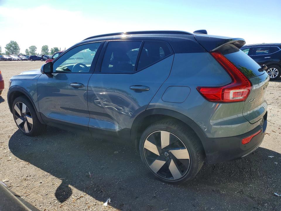 56533776 :رقم المزاد ، YV4ED3UM2P2948713 vin ، 2023 Volvo Xc40 مزاد بيع
