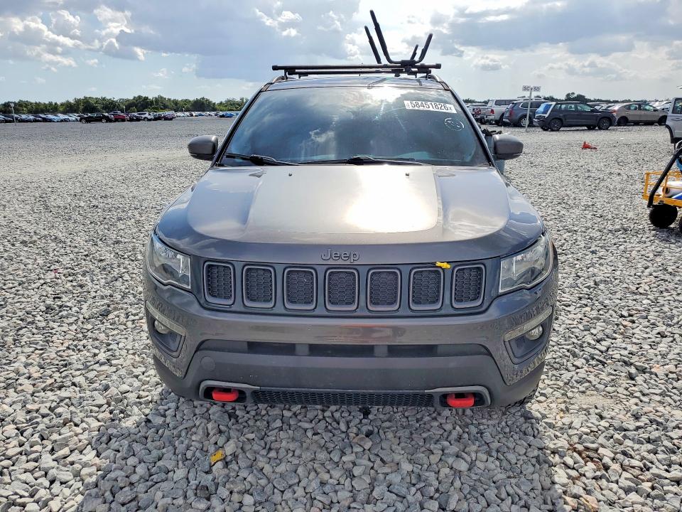 2019 Jeep Compass მანქანა იყიდება აუქციონზე, vin: 3C4NJDDB5KT759898, აუქციონის ნომერი: 58451826