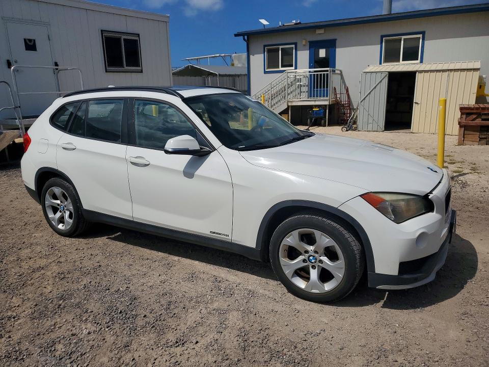 Продажа на аукционе авто 2015 Bmw X1, vin: WBAVM1C53FV317805, номер лота: 55996806