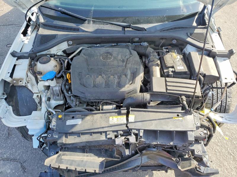 56848816 :رقم المزاد ، 1VWSA7A37MC001008 vin ، 2021 Volkswagen Passat مزاد بيع