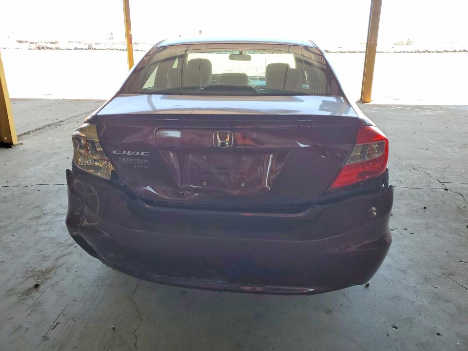 Продаж на аукціоні авто 2012 Honda Civic Lx, vin: 2HGFB2F50CH612591, номер лоту: 58213846