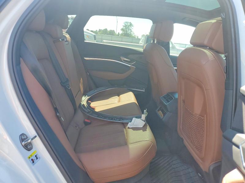 Aukcja sprzedaży 2023 Audi E-tron, vin: WA1LAAGE2PB024746, numer aukcji: 58789426