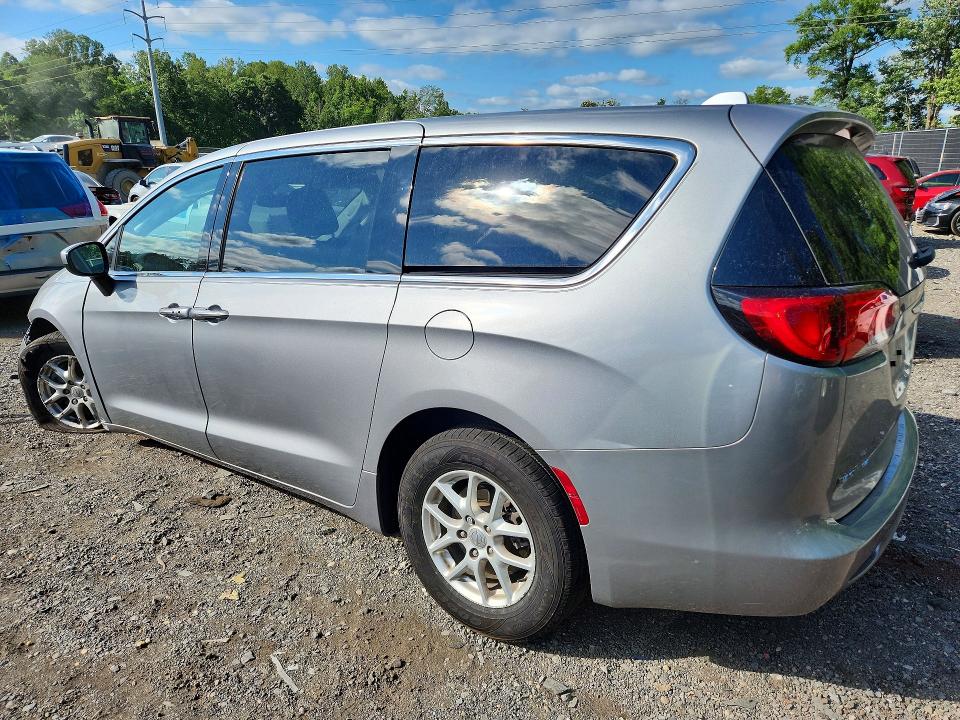 Продажа на аукционе авто 2017 Chrysler Pacifica, vin: 2C4RC1CGXHR837059, номер лота: 56476126