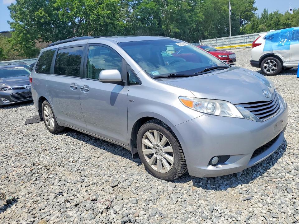 58986756 :رقم المزاد ، 5TDDZ3DCXHS181159 vin ، 2017 Toyota Sienna مزاد بيع