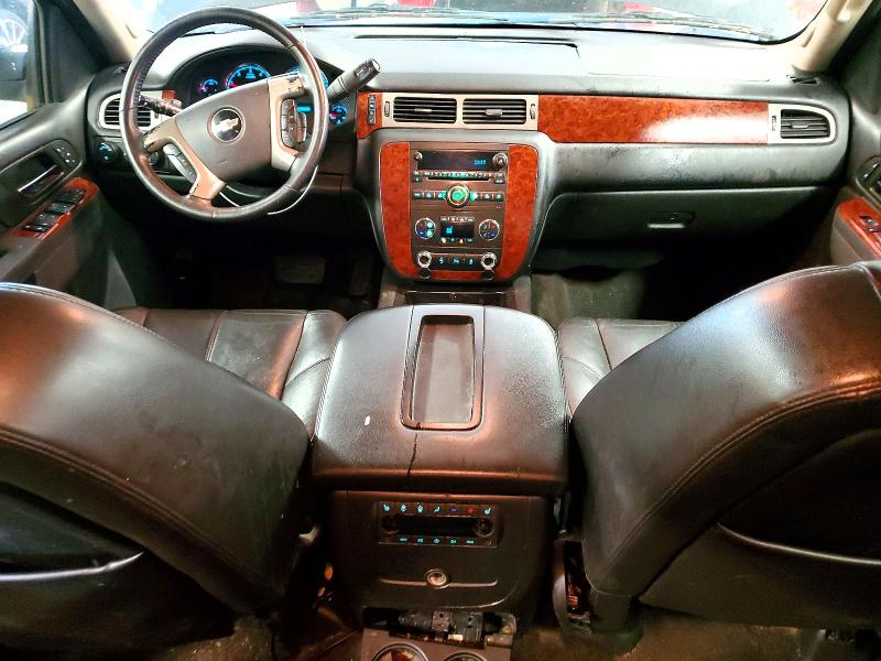 Продаж на аукціоні авто 2014 Chevrolet Suburban, vin: 1GNSKJE76ER102850, номер лоту: 55620956
