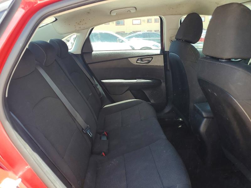 57640496 :رقم المزاد ، 3KPF24AD3KE019617 vin ، 2019 Kia Forte مزاد بيع