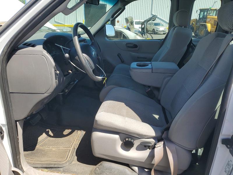 57719296 :رقم المزاد ، 1FTRX17W02NB82565 vin ، 2002 Ford F-150 مزاد بيع