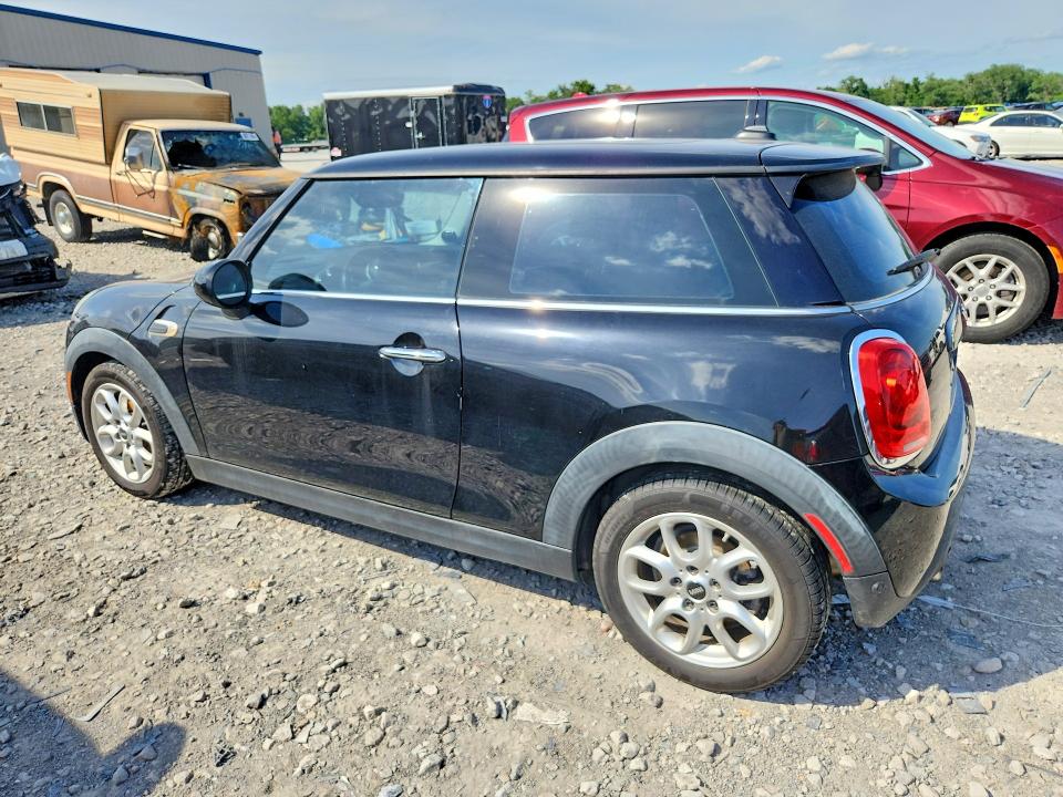 Продаж на аукціоні авто 2016 Mini Cooper, vin: WMWXP5C58G3B77015, номер лоту: 57292886