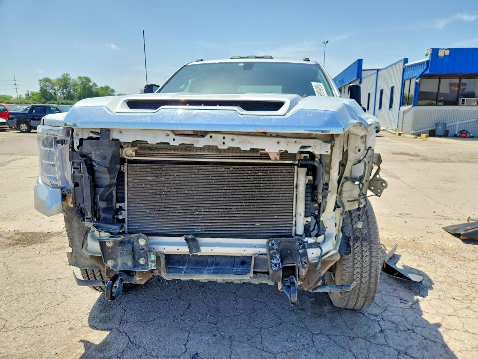58099096 :رقم المزاد ، 1GT59LE70NF229592 vin ، 2022 Gmc Sierra مزاد بيع