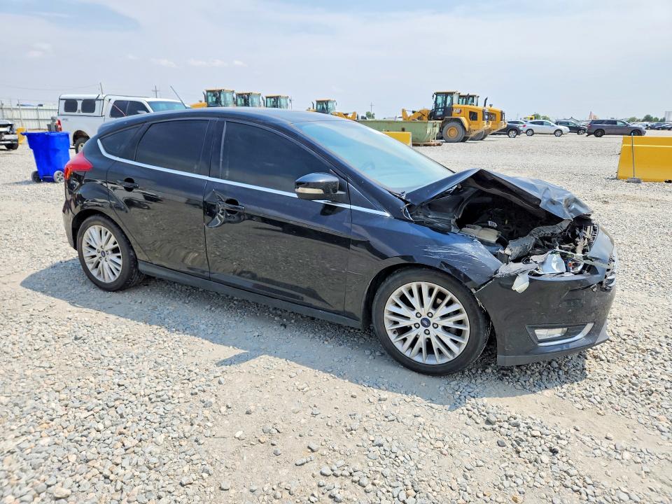 58739766 :رقم المزاد ، 1FADP3N2XHL287887 vin ، 2017 Ford Focus مزاد بيع