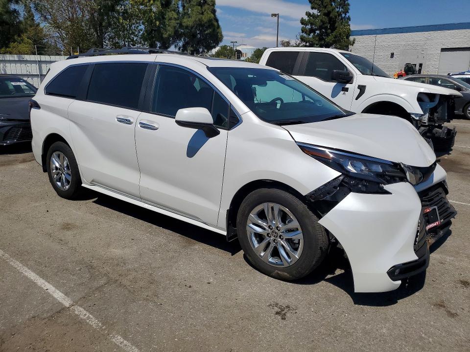 Aukcja sprzedaży 2025 Toyota Sienna, vin: 5TDJRKEC6SS236550, numer aukcji: 58152076