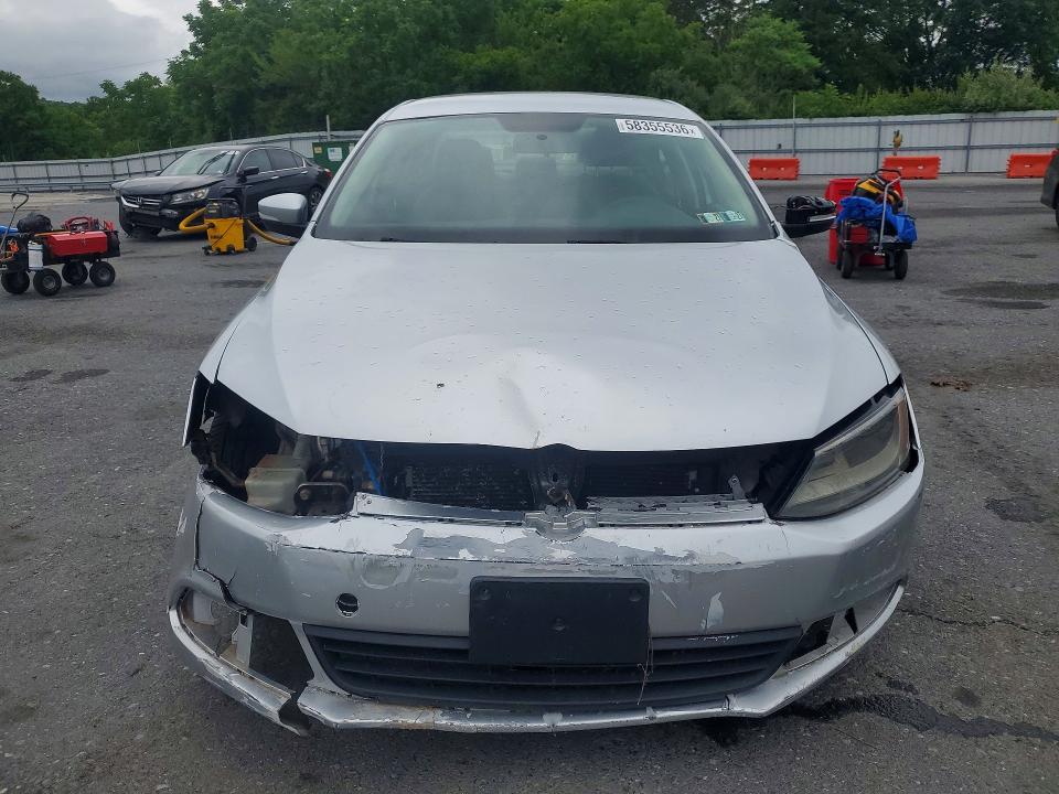 58355536 :رقم المزاد ، 3VWDZ7AJ5BM301299 vin ، 2011 Volkswagen Jetta مزاد بيع
