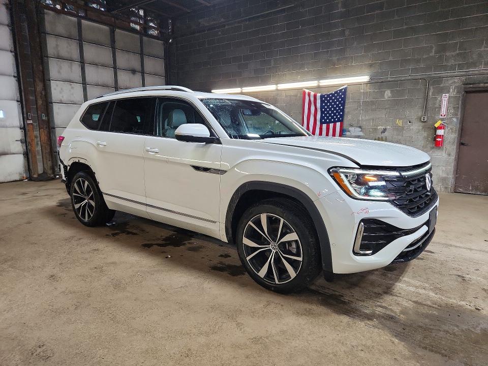 58257516 :رقم المزاد ، 1V2FR2CA5RC586205 vin ، 2024 Volkswagen Atlas مزاد بيع