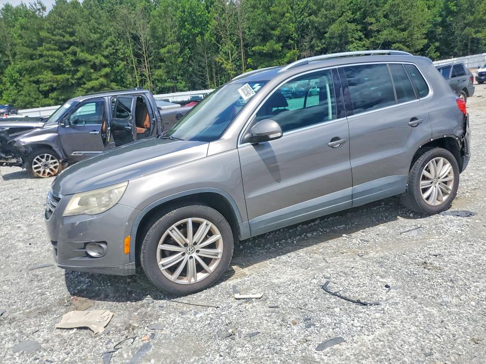 2009 Volkswagen Tiguan მანქანა იყიდება აუქციონზე, vin: WVGAV75N69W525945, აუქციონის ნომერი: 58063966