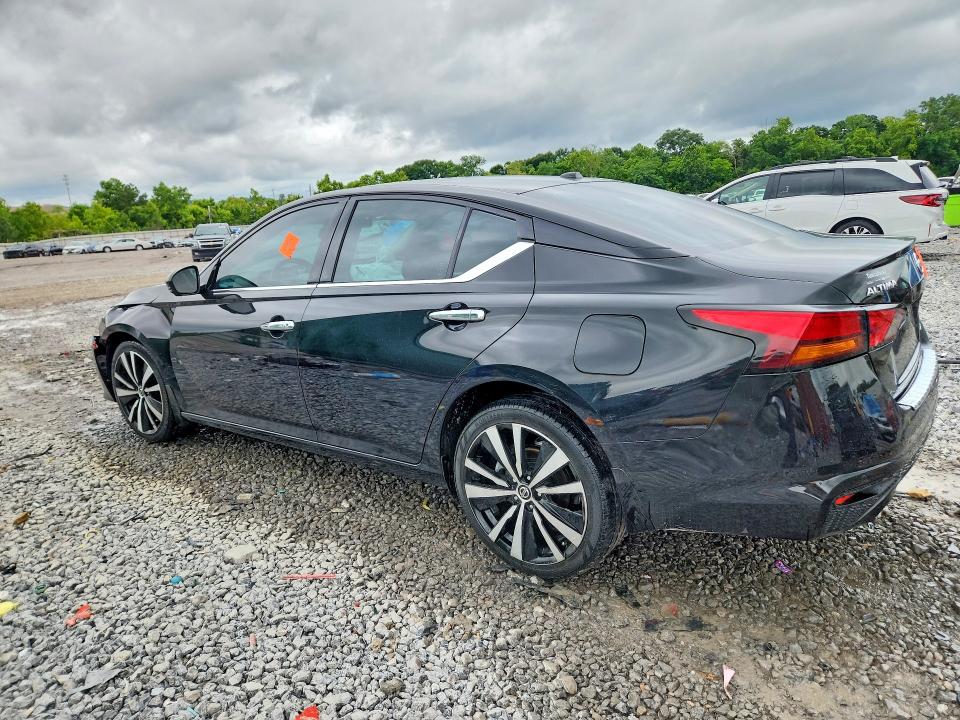 57733366 :رقم المزاد ، 1N4BL4FW6NN415519 vin ، 2022 Nissan Altima مزاد بيع