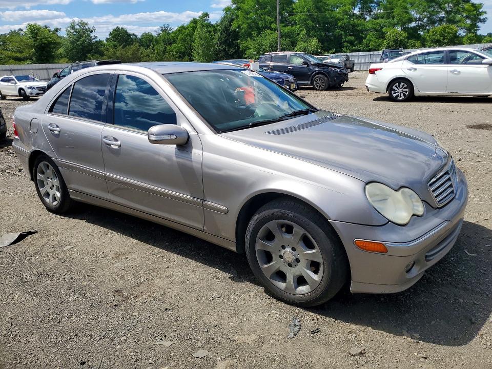 2005 Mercedes-benz C მანქანა იყიდება აუქციონზე, vin: WDBRF81J25F612229, აუქციონის ნომერი: 57306406