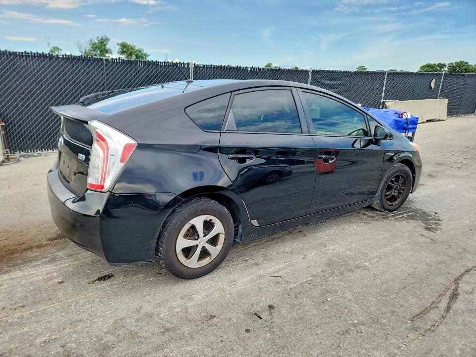 57171636 :رقم المزاد ، JTDKN3DU6D5602161 vin ، 2013 Toyota Prius مزاد بيع
