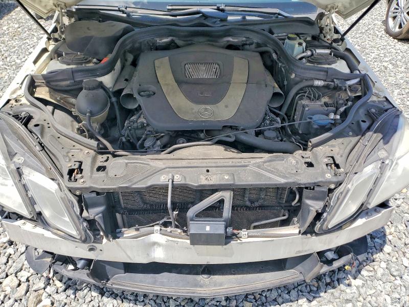 54441186 :رقم المزاد ، WDDHF8HB6AA161024 vin ، 2010 Mercedes-benz E مزاد بيع