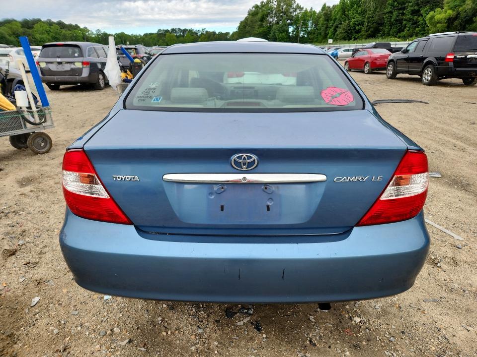 2002 Toyota Camry მანქანა იყიდება აუქციონზე, vin: 4T1BE32K02U621630, აუქციონის ნომერი: 57336806