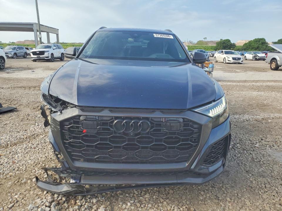 57369396 :رقم المزاد ، WU1ARBF10RD005696 vin ، 2024 Audi Rs Q8 مزاد بيع