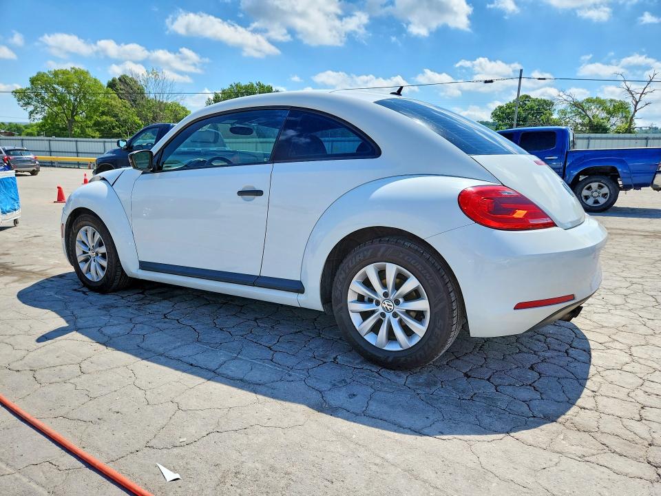 Продажа на аукционе авто 2015 Volkswagen Beetle, vin: 3VWF17AT1FM651567, номер лота: 57840626