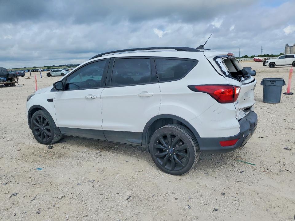 2019 Ford Escape მანქანა იყიდება აუქციონზე, vin: 1FMCU0GD4KUC25202, აუქციონის ნომერი: 55165246