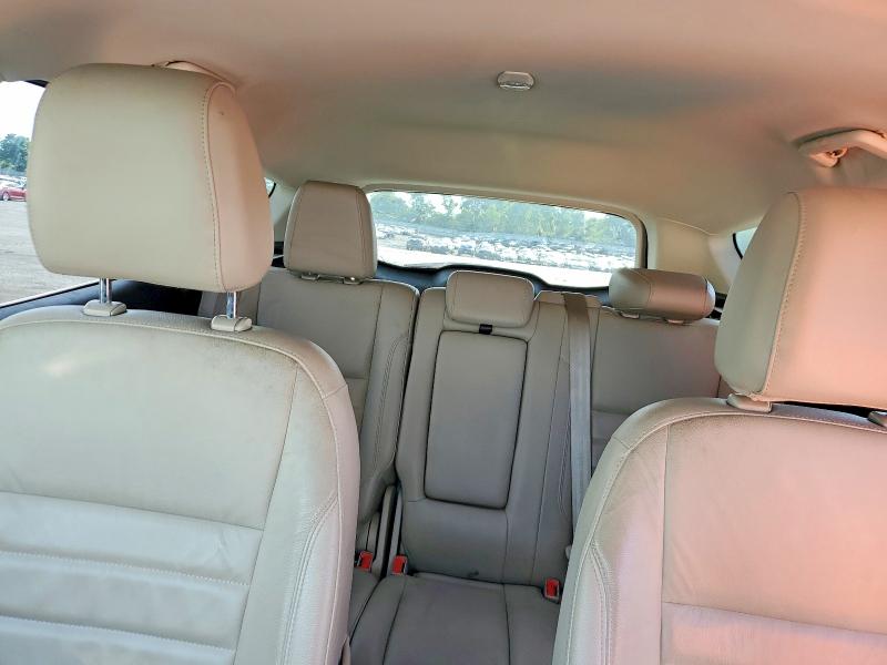 Продаж на аукціоні авто 2016 Ford Escape, vin: 1FMCU9J90GUB51650, номер лоту: 57869446