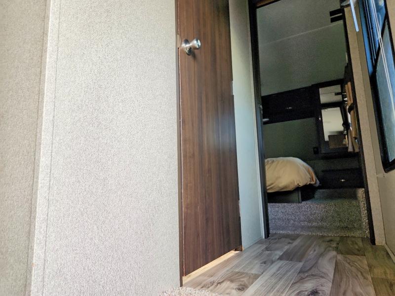 Продаж на аукціоні авто 2018 Keystone Springdale, vin: 4YDF3002XJ3104110, номер лоту: 58630556