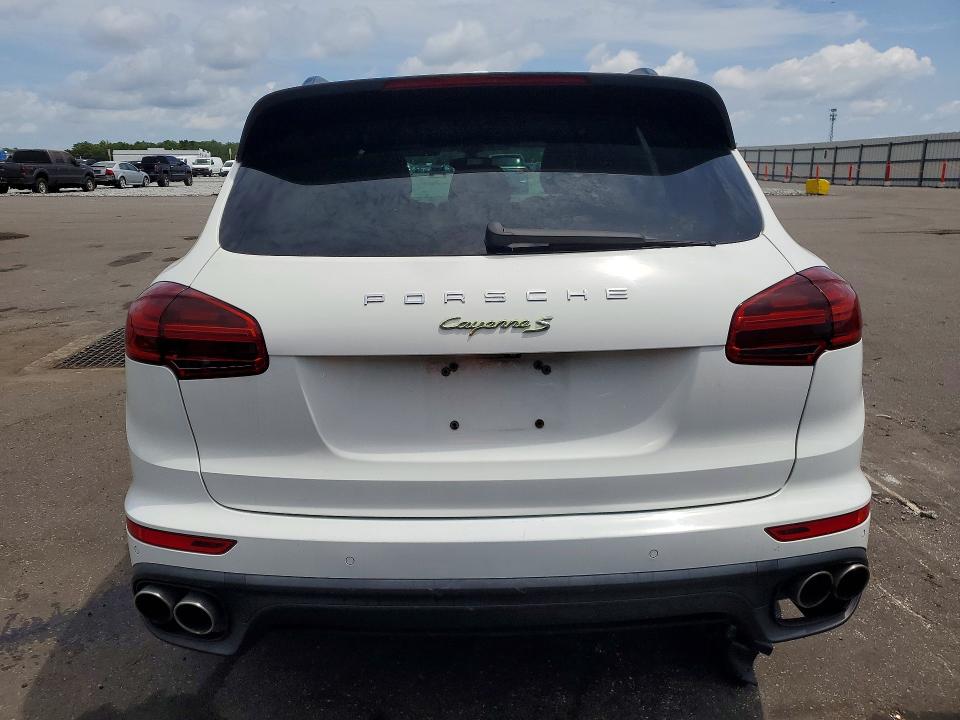 57470156 :رقم المزاد ، WP1AE2A22HLA74286 vin ، 2017 Porsche Cayenne مزاد بيع