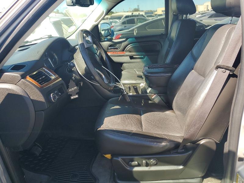 2010 Cadillac Escalade მანქანა იყიდება აუქციონზე, vin: 1GYUCCEF6AR154176, აუქციონის ნომერი: 56401686